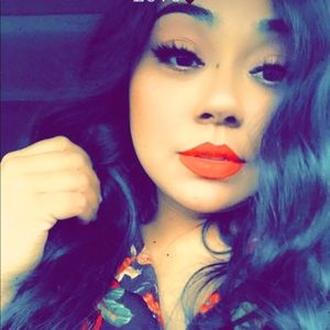 Meet your Posher, Norma